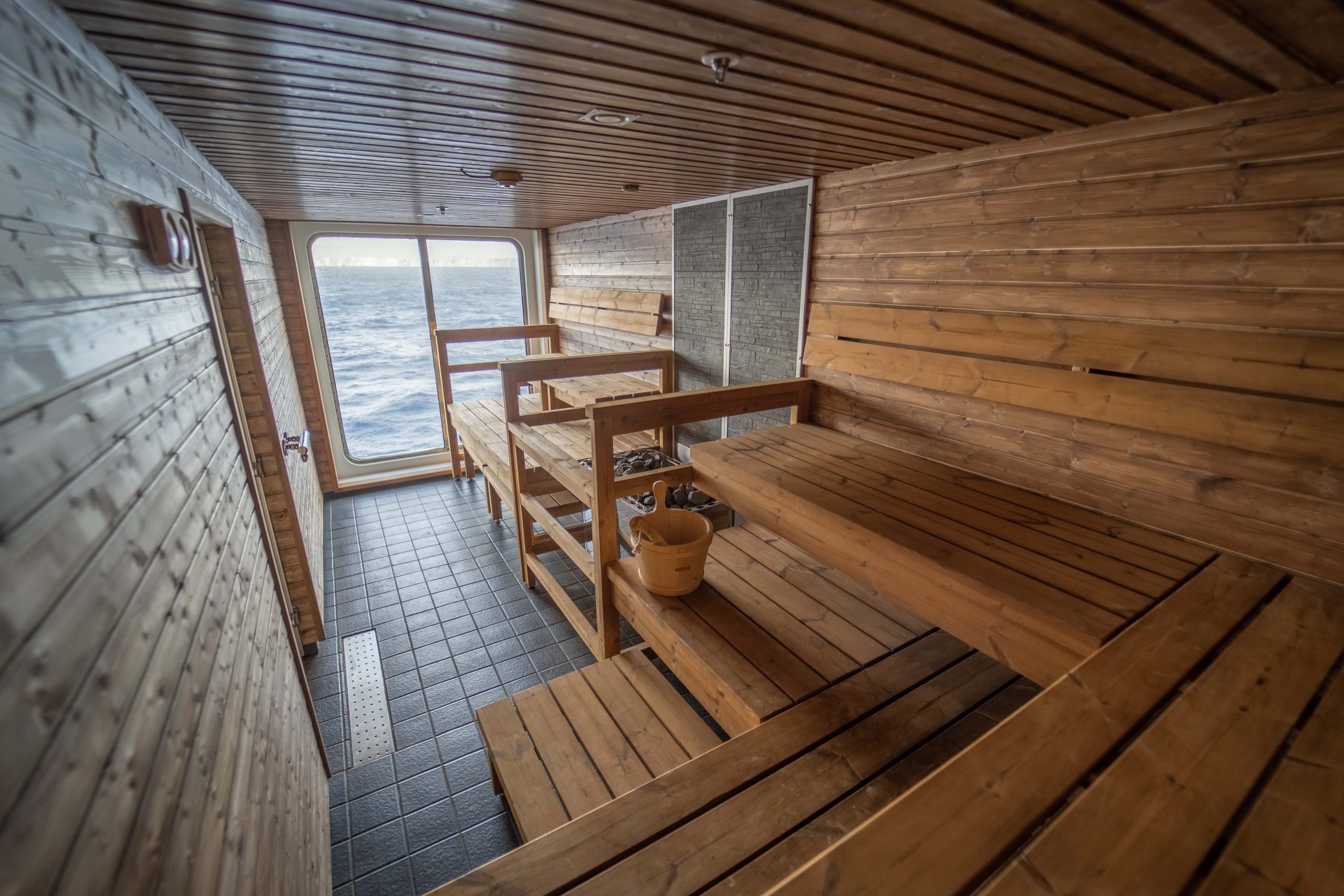 Greg Mortimer – Sauna