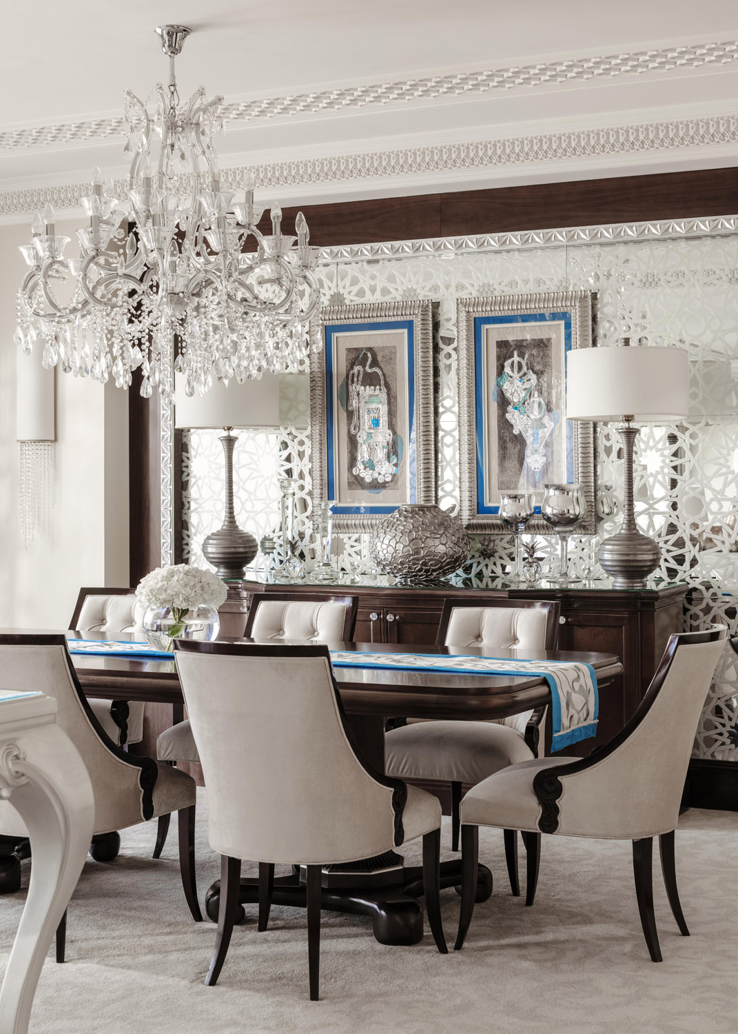 OO_RoyalMirage_Accomodation_The_Palace_Royal_Suite_Dining_Table_1_small