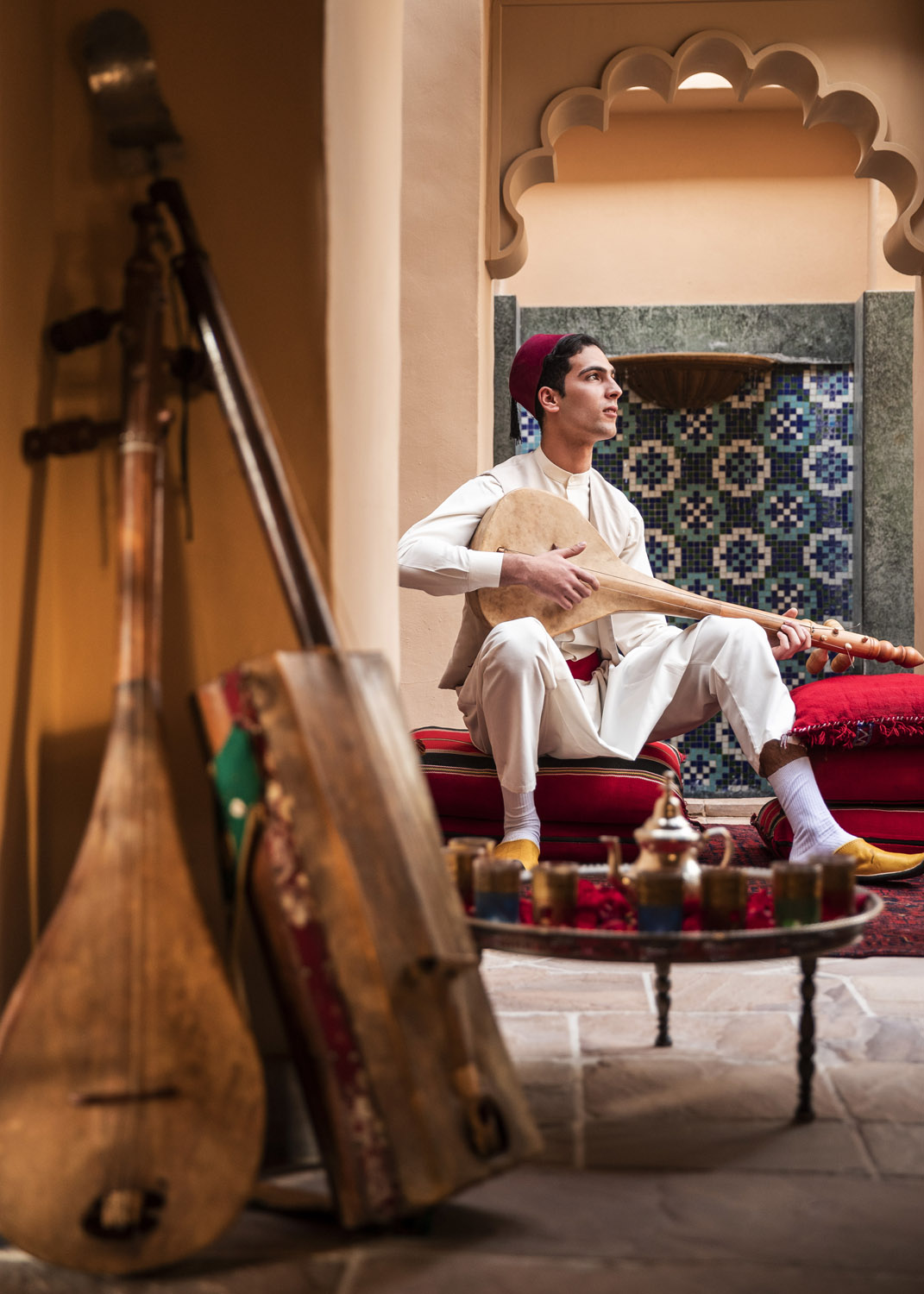 OO_RoyalMirage_FB_Palace_Courtyard_Instruments_Detail_2025_small