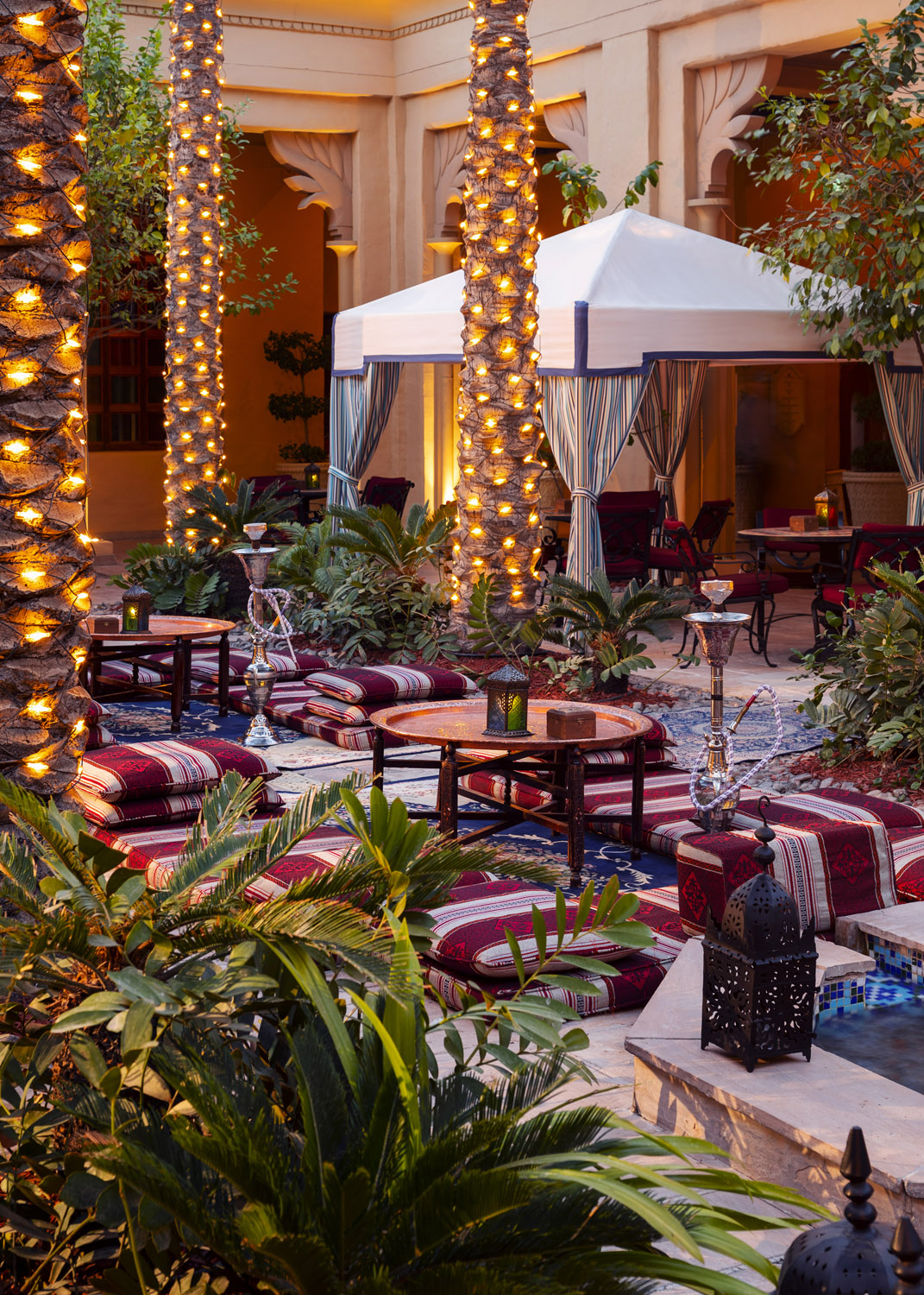 OO_RoyalMirage_FB_Palace_Courtyard_Main_Twilight_2319_small