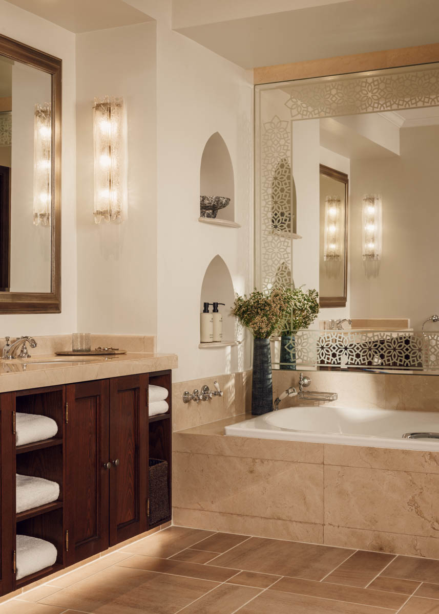 OO_RoyalMirage_PrestigeRoom_Bathroom-1