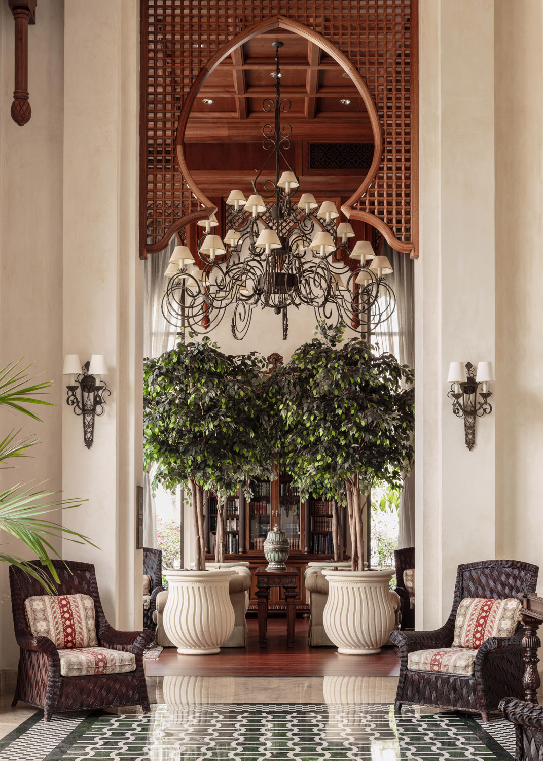 OO_RoyalMirage_Resort_The_Residence_Library_Entance_4005_small