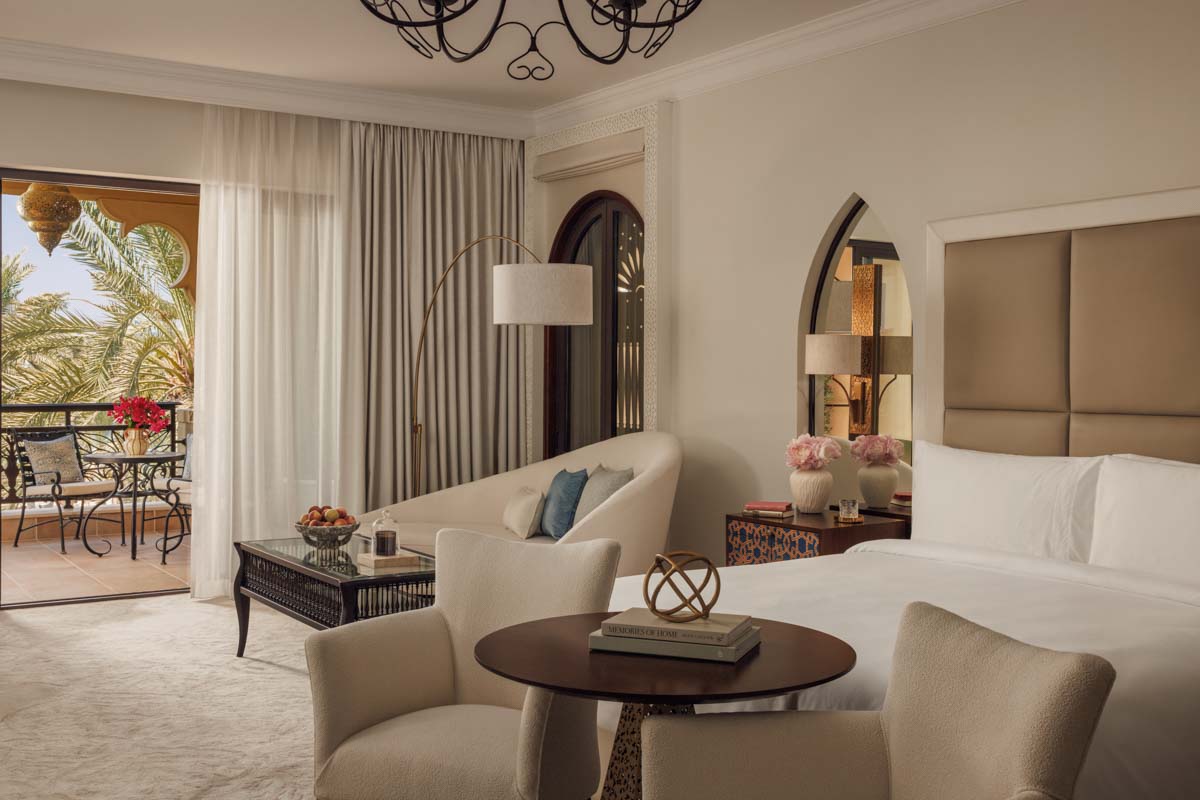 OO_RoyalMirage_RooftopSuite_Bedroom-1