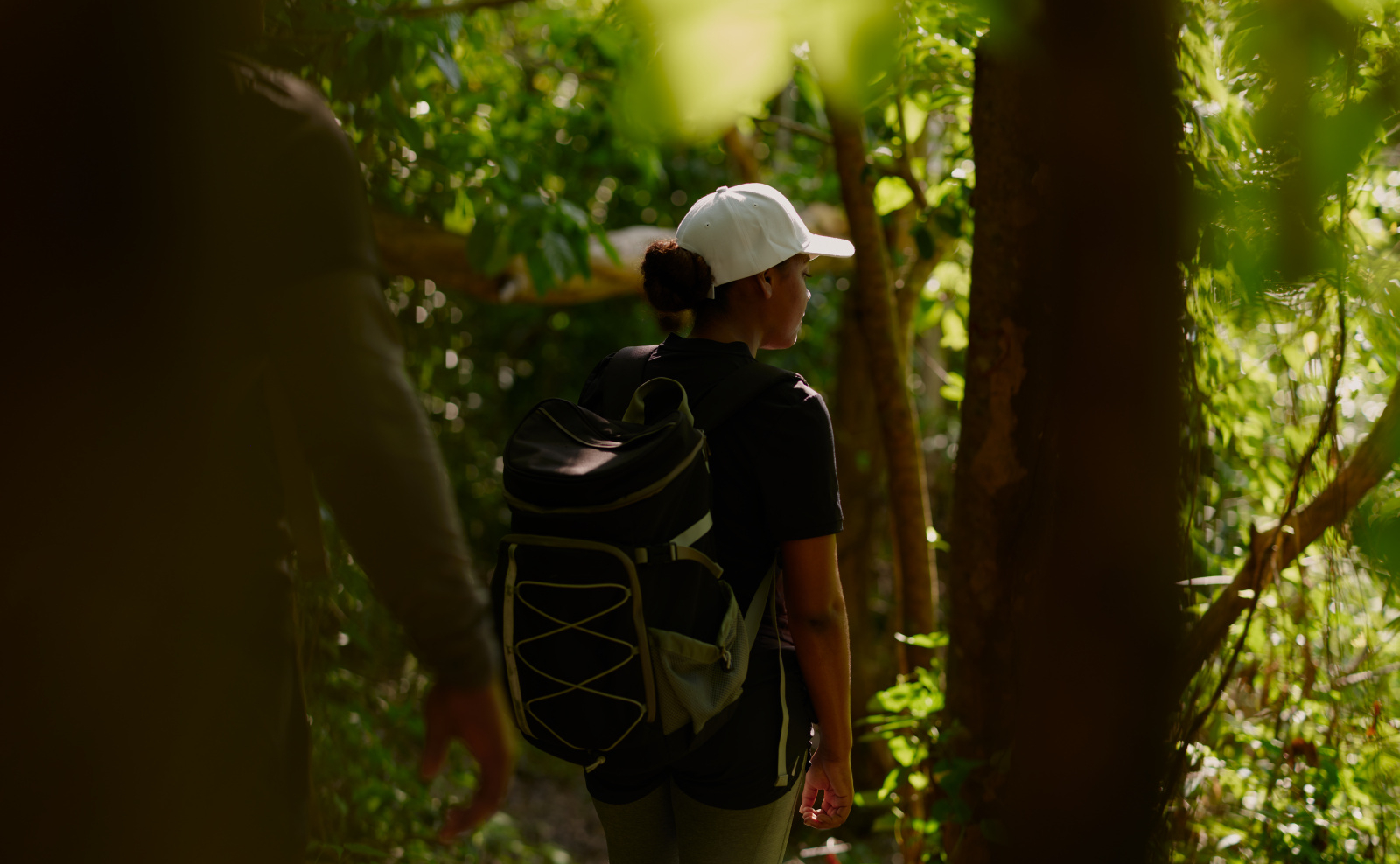amanera-experiences-hike-foraging-cooking-3606