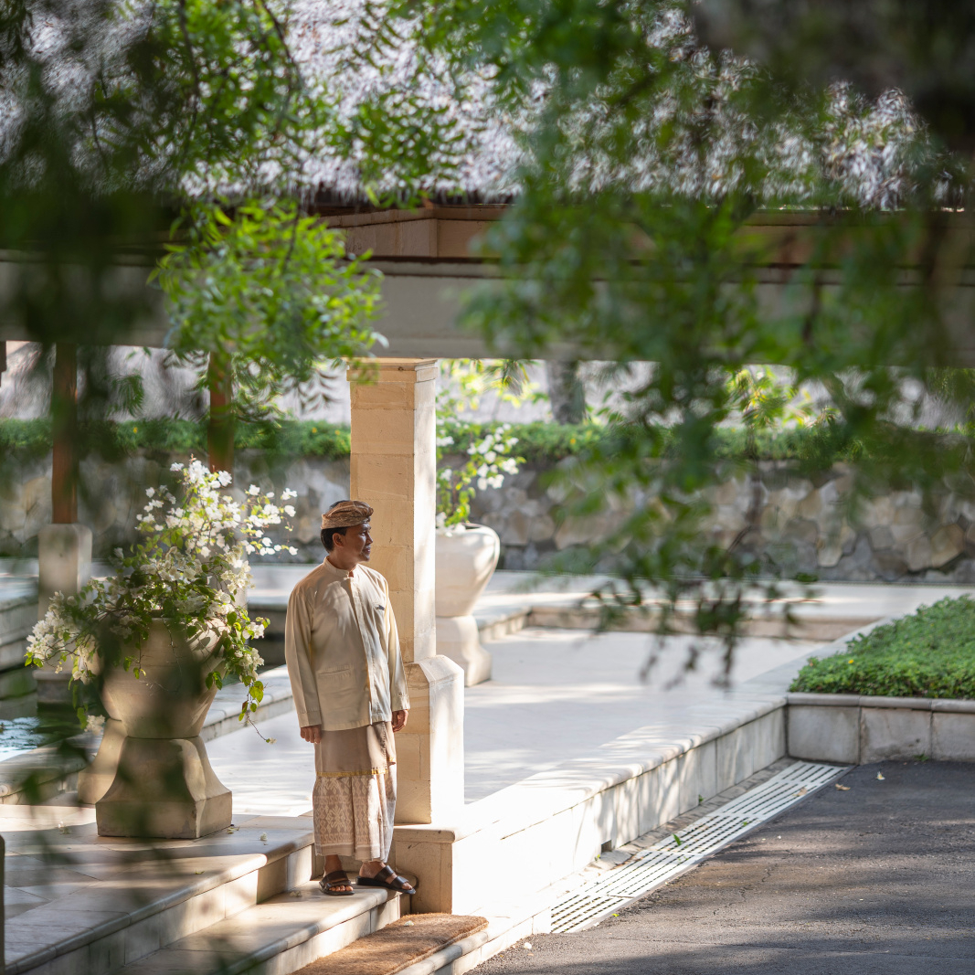amankila_indonesia_-_staff_portrait_2