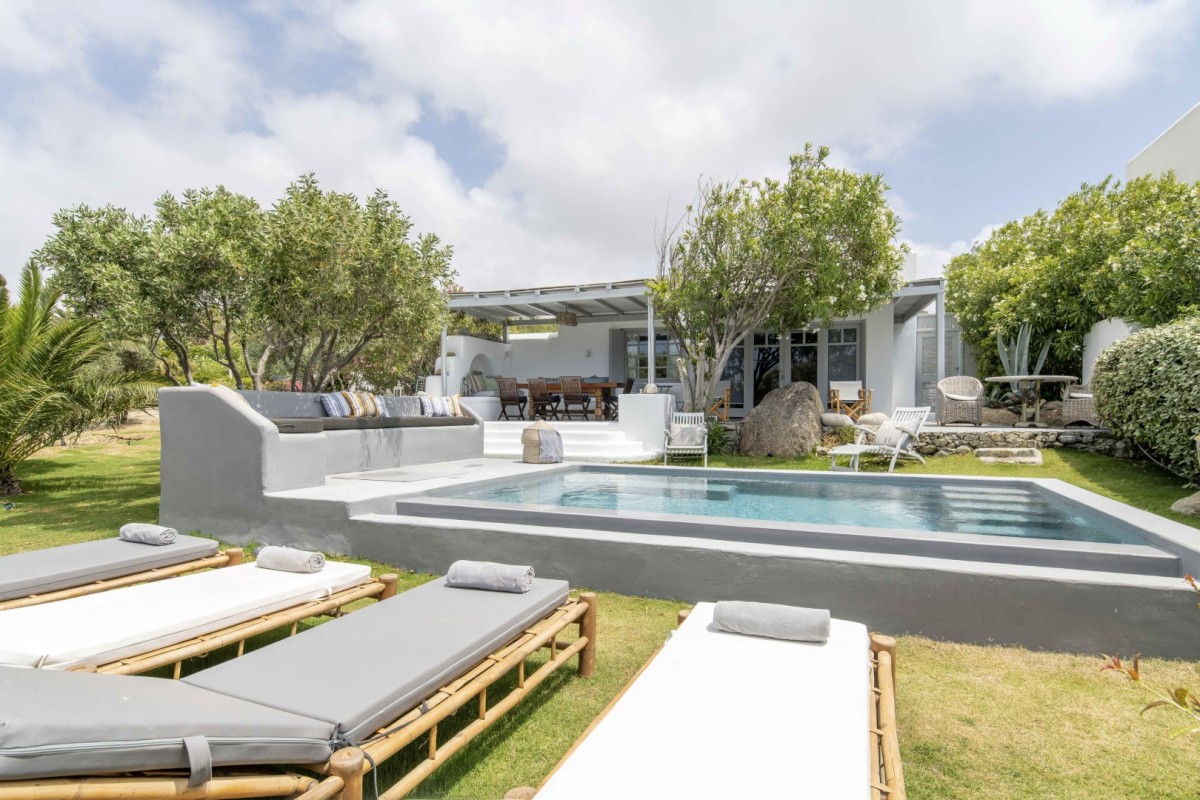 mykonos-valente-2023-001