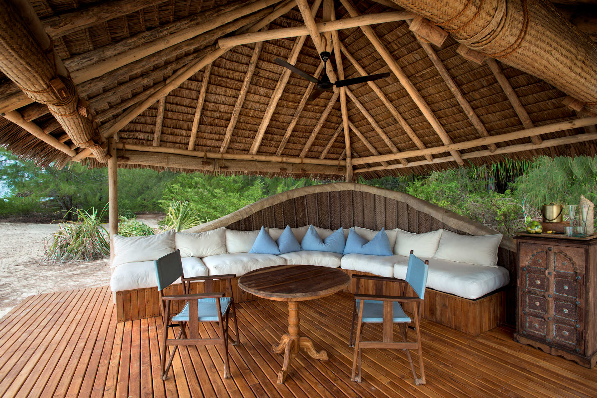 388-private-beach-sala-