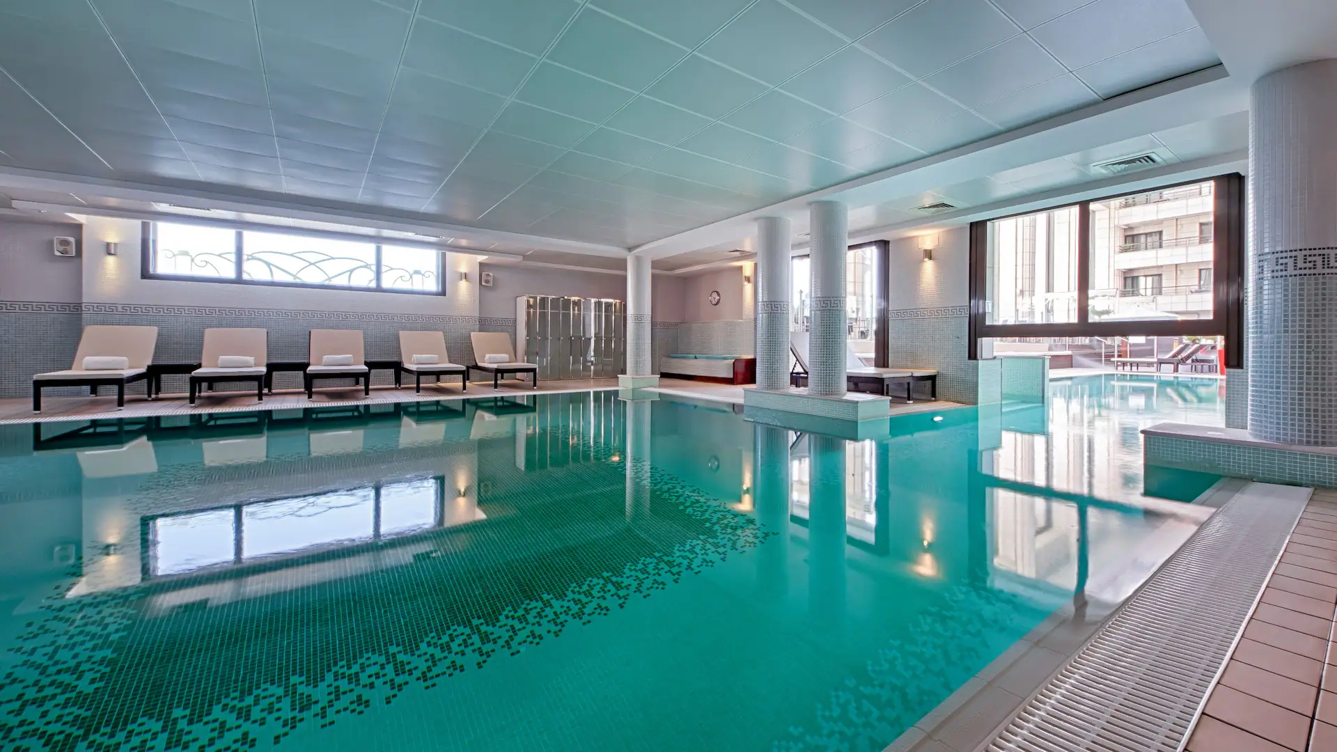 NCEHR-P182-Swimming-Pool.16×9