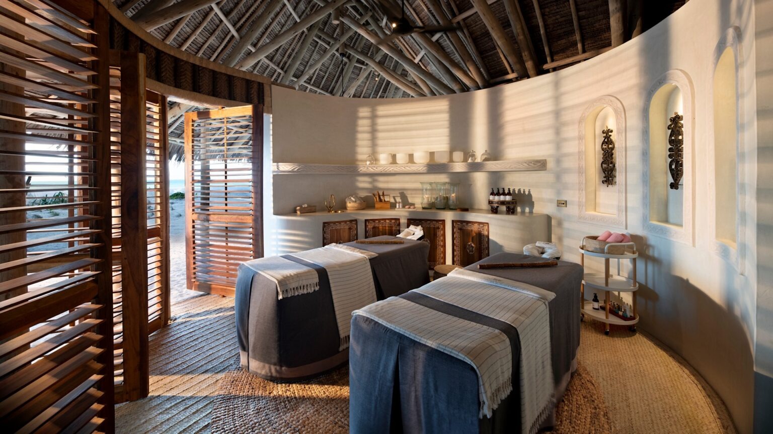 Zanzibar-Mnemba-Island-Spa-2-1-1536×864