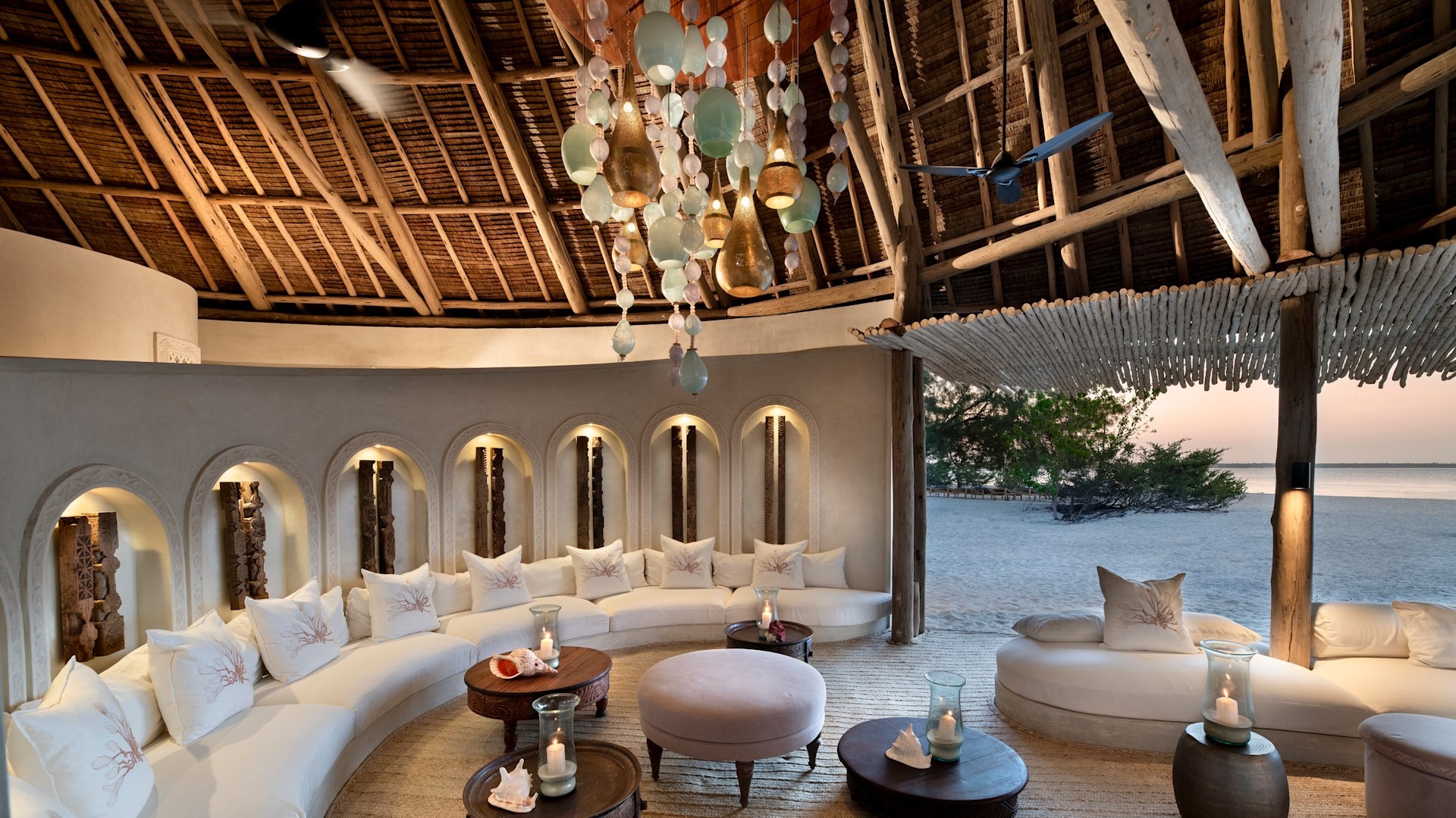Zanzibar-Mnemba-Island-guest-area-2