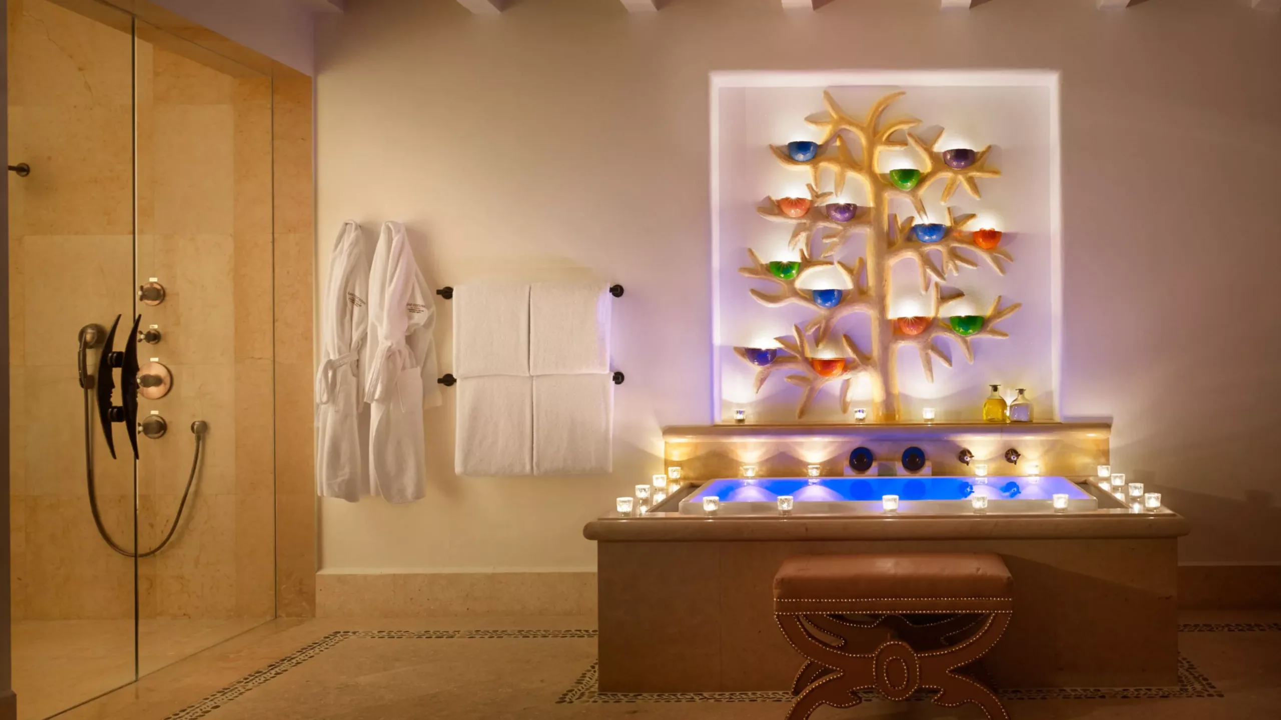 sig-villa-master-bathroom-1_WIDE-LARGE-16-9