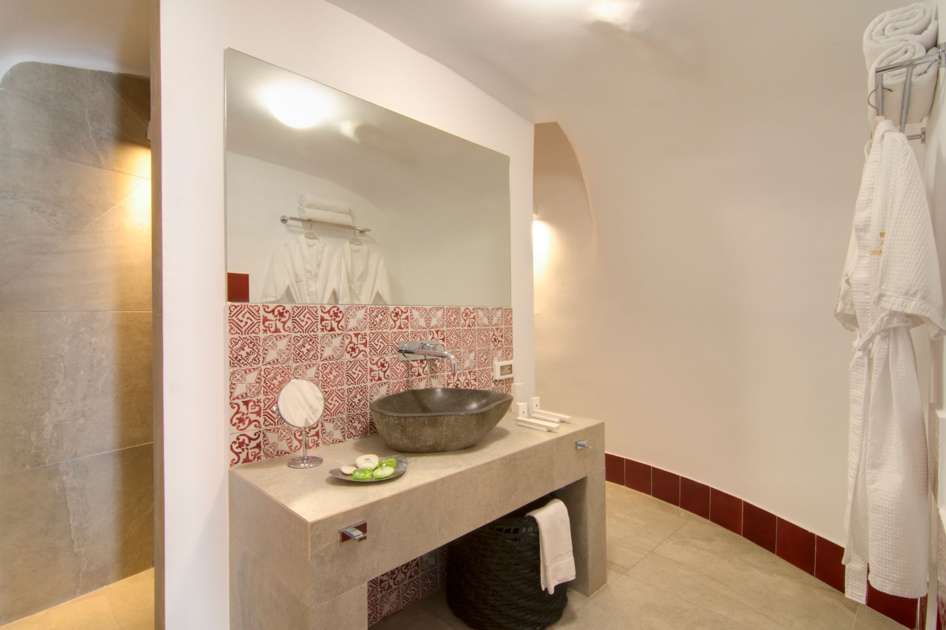 Honeymoon-Bathroom