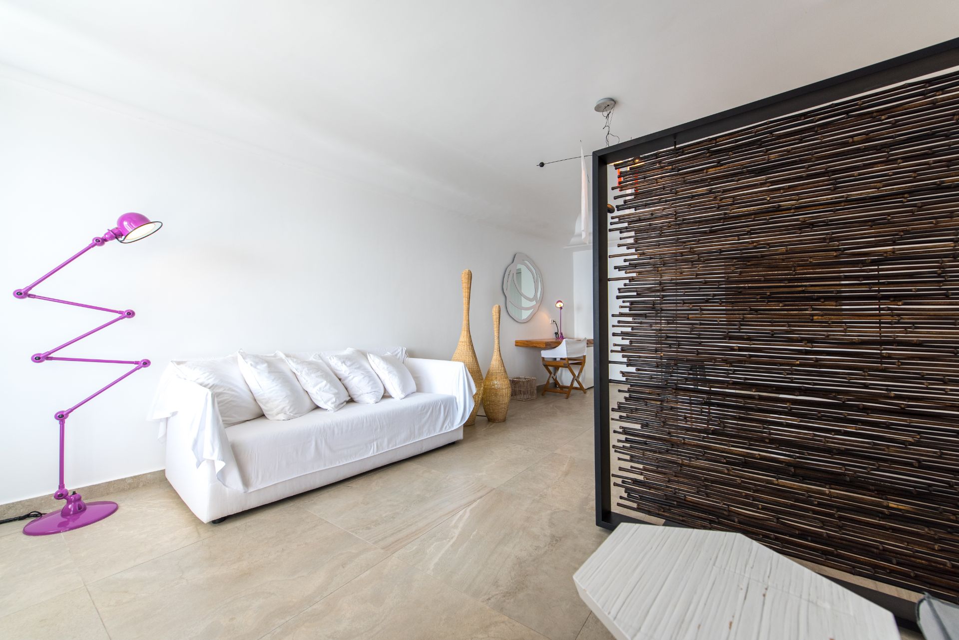 Premium-living-room