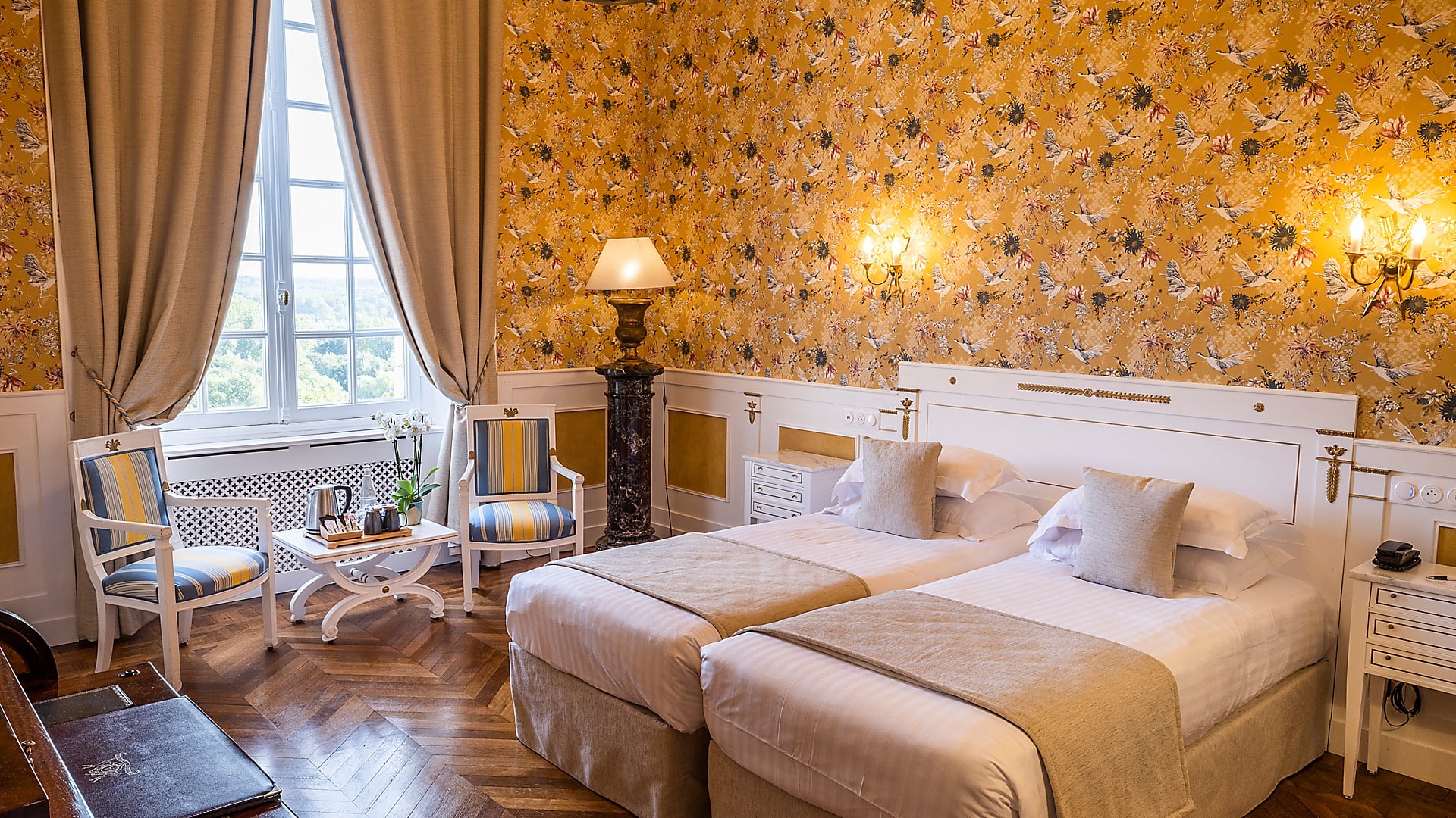 Chateau-dArtigny-Deluxe-10