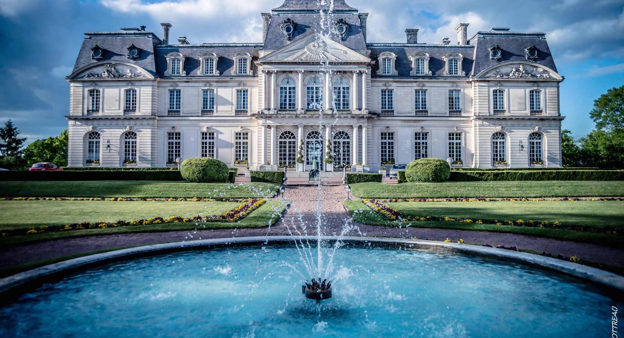 Chateau-dArtigny-vues-exterieures-10