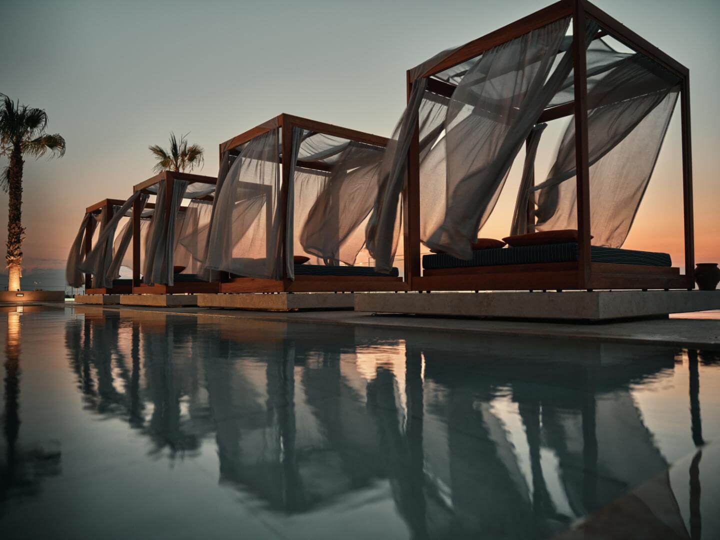 Pool-cabanas