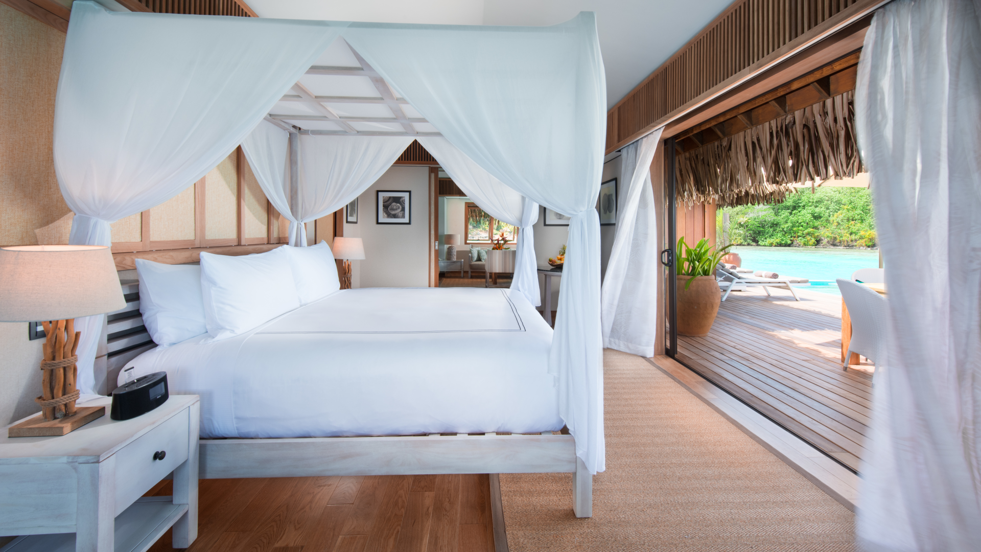 Royal OW – Bedroom