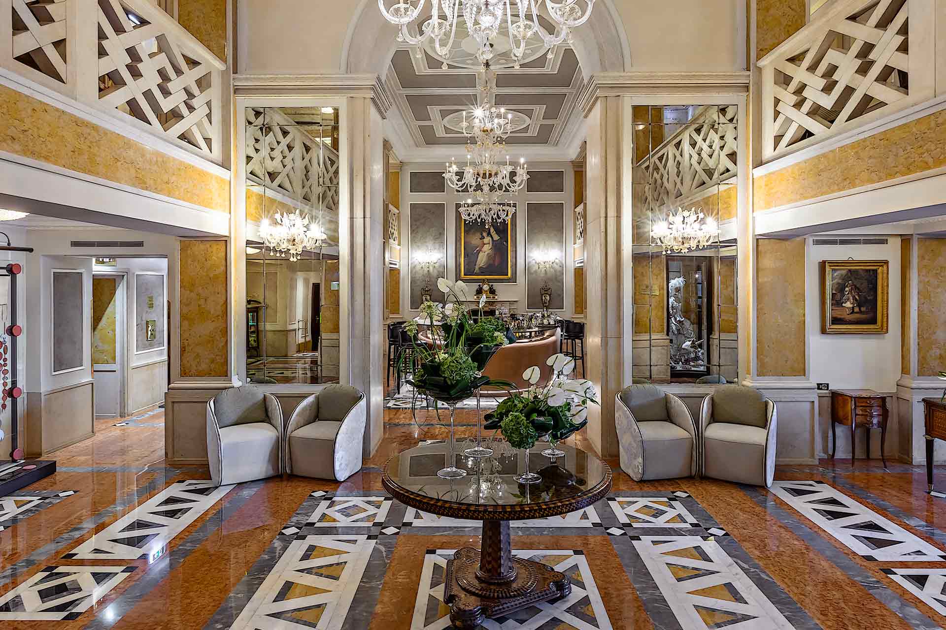 Restaurant Lounge Baglioni Hotel Luna