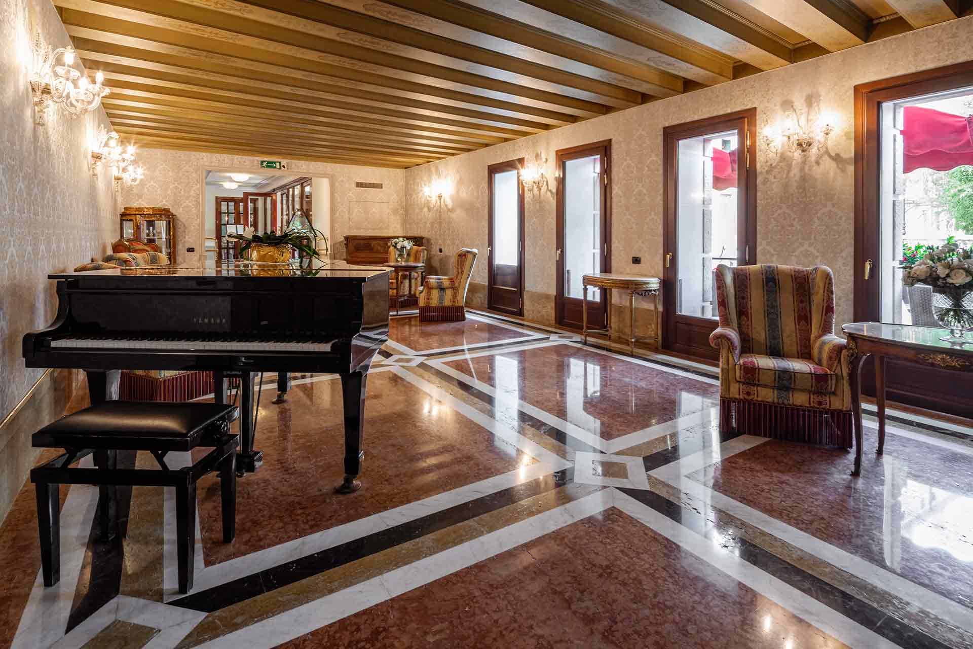 Sansovino Zone Baglioni Hotel Luna