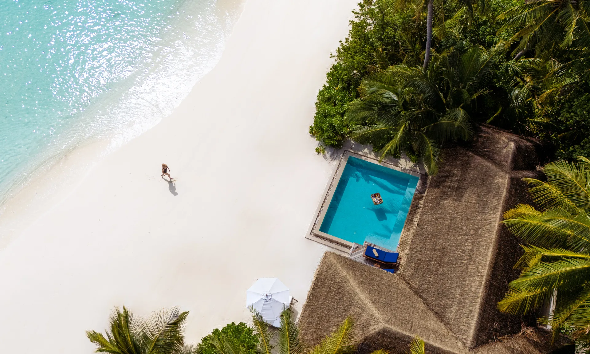 xxlarge_floating_breakfast_villa_baglioni_maldives_luxury_
