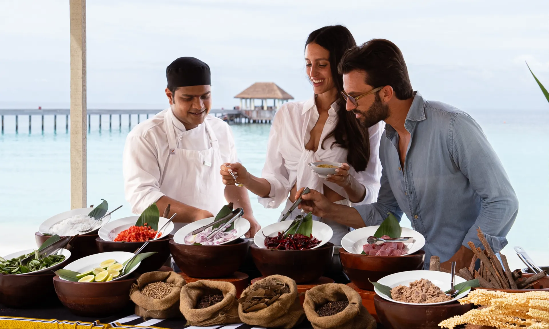 xxlarge_maldivian_cooking_class_baglioni_maldives_luxury_a