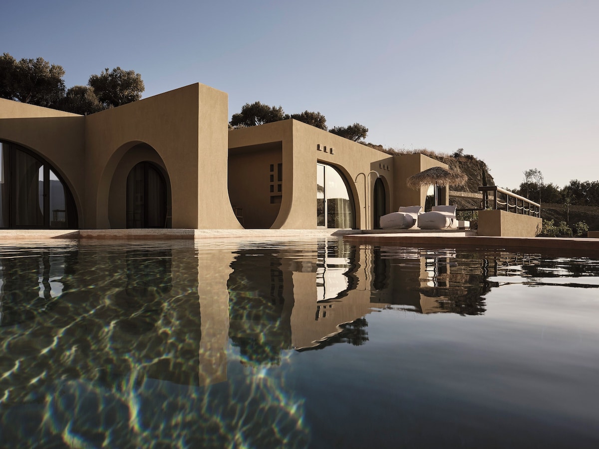 Tella-Thera-Pool