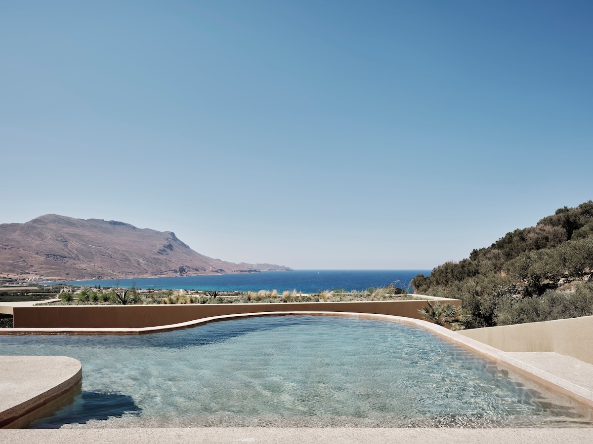 Tella-Thera-Signature-Villa_3